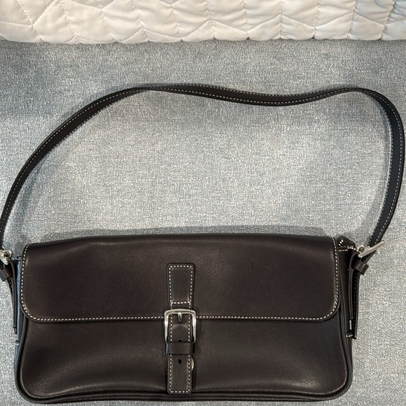 Coach Hampton Black Leather Shoulder Bag with dust bag - Picture 4 of 6